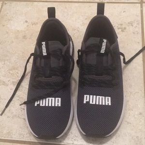 Blue Pumas size 7 boys